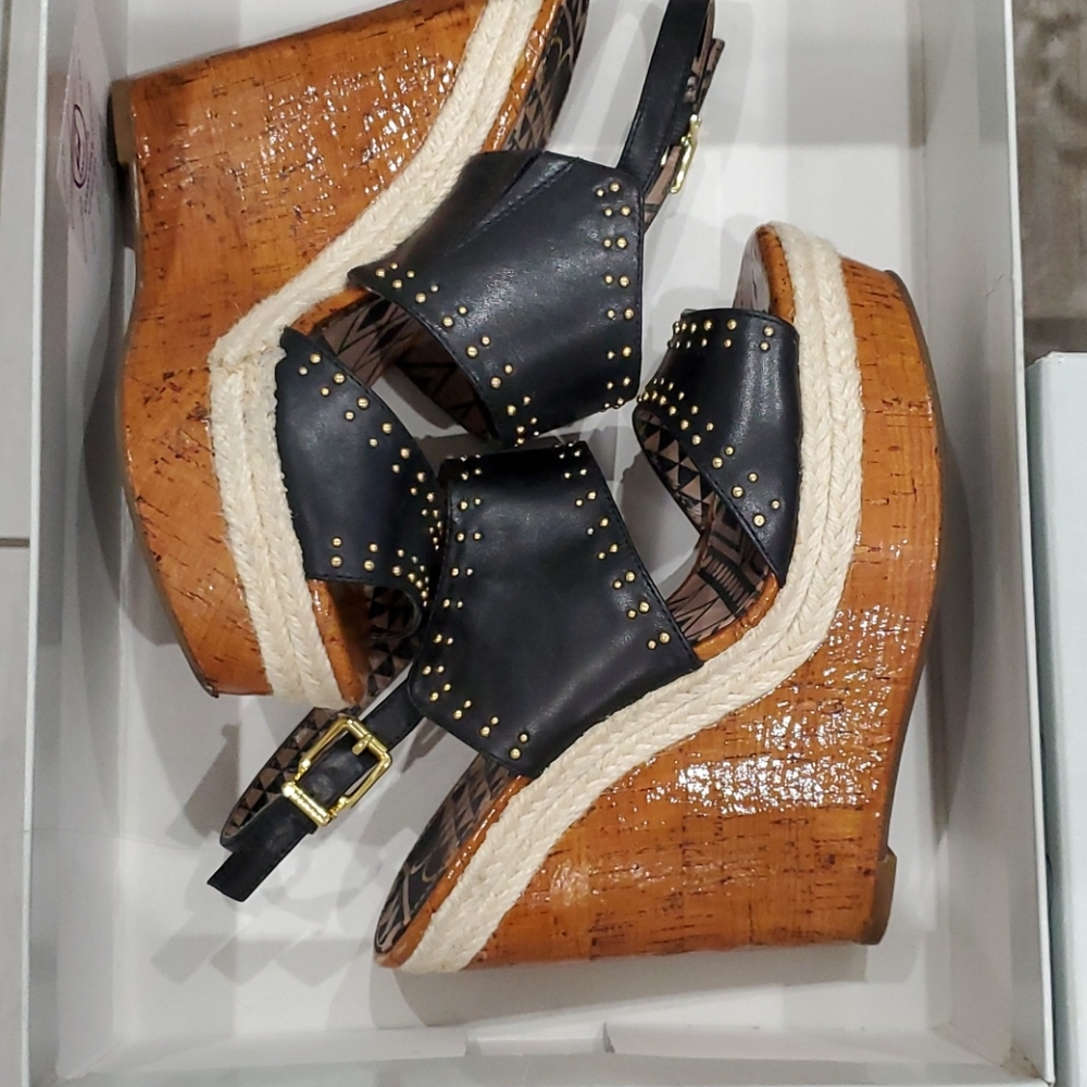 Jessica Simpson Women's Leather Wedges Size 7.5M - Picture 6 of 6